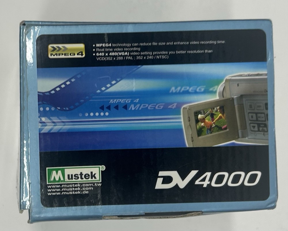 Mustek DV4000 Flash Media Camcorder