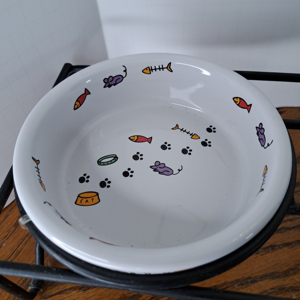 Whimsical Dual Cat Dishes With Holder