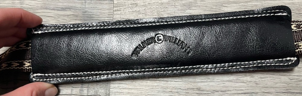 Walker & Williams Leather Guitar Strap #504 With Tags