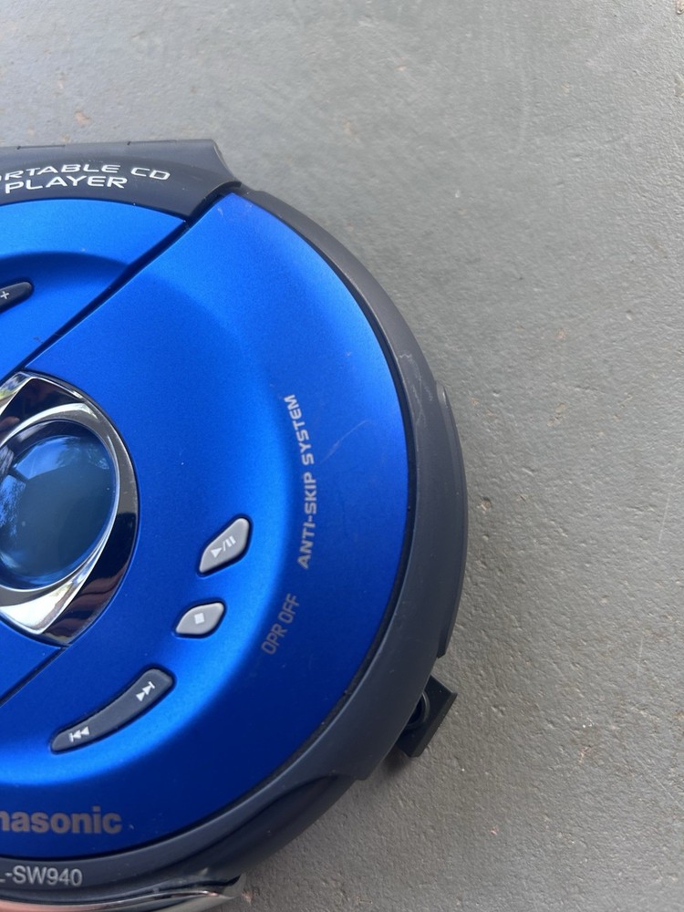 Panasonic Shockwave SL-SW940 Blue Portable CD Player Discman Works