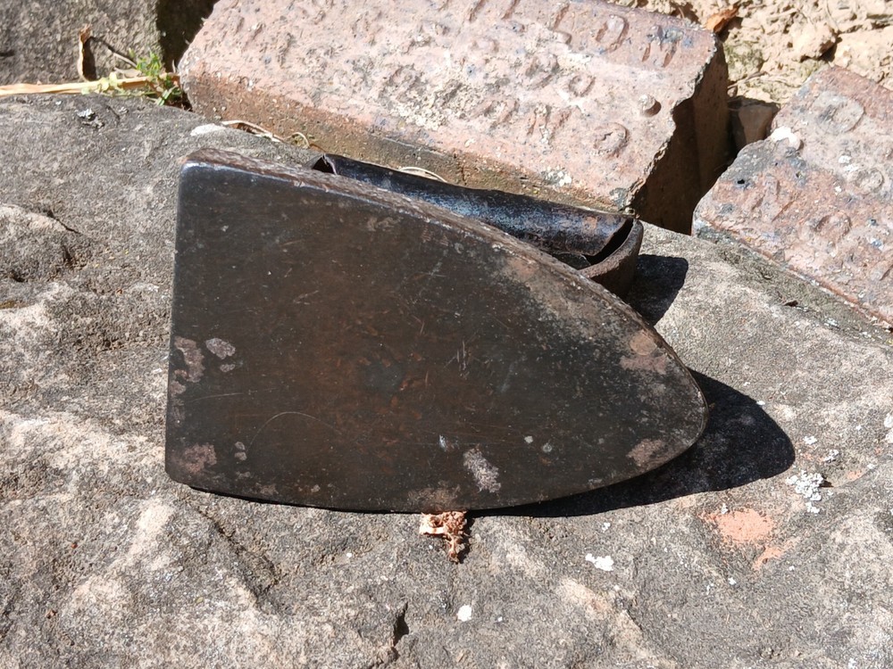 Antique Cast Iron Sad Iron 1870s