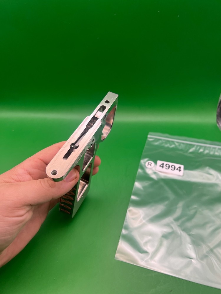 Dye Single Finger Hinge Autococker Frame