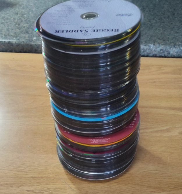 Bulk Lot 100 Loose Cds, No cases