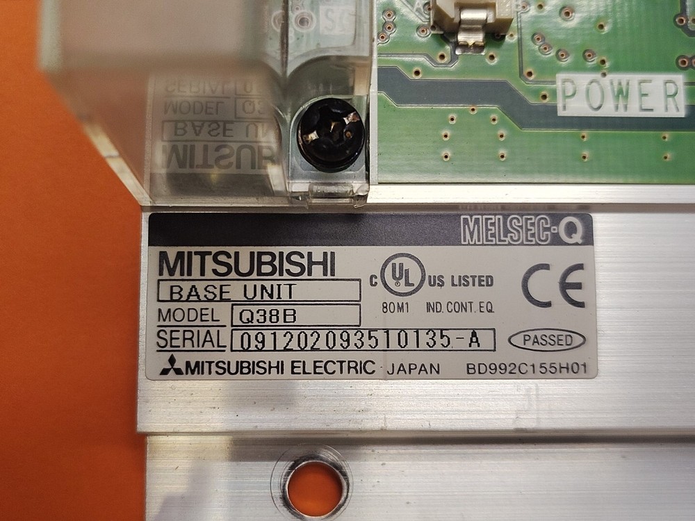 MITSUBISHI BASE UNIT MODEL Q38B MELSEC-Q BD992C155H01