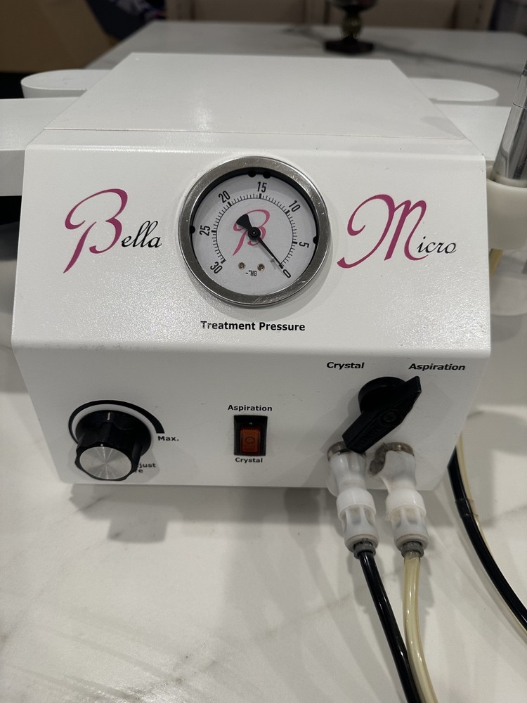 Microdermabrasion Machine BellaMicro