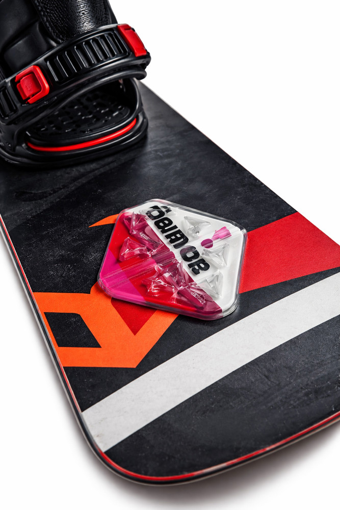 Demon Snowboarding Gripper Stomp Pad|White