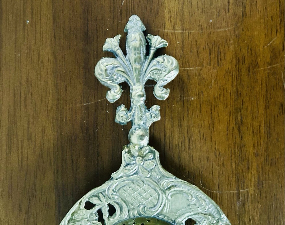 Silver-Plated Brass Tea Strainer Fleur-De-Lis Handle 5.5" Over Cup Vintage