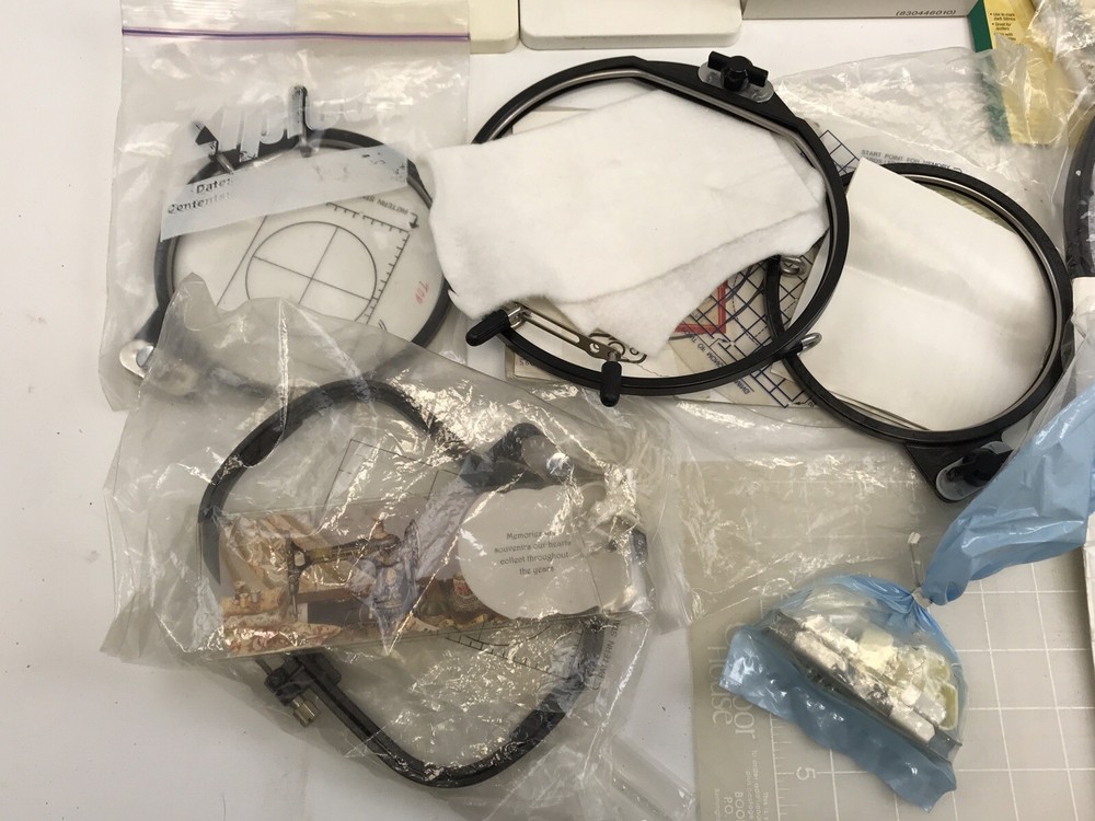 Janome Memory Craft 5000 Computerized Sewing & Embroidery Machine w/ Accessories