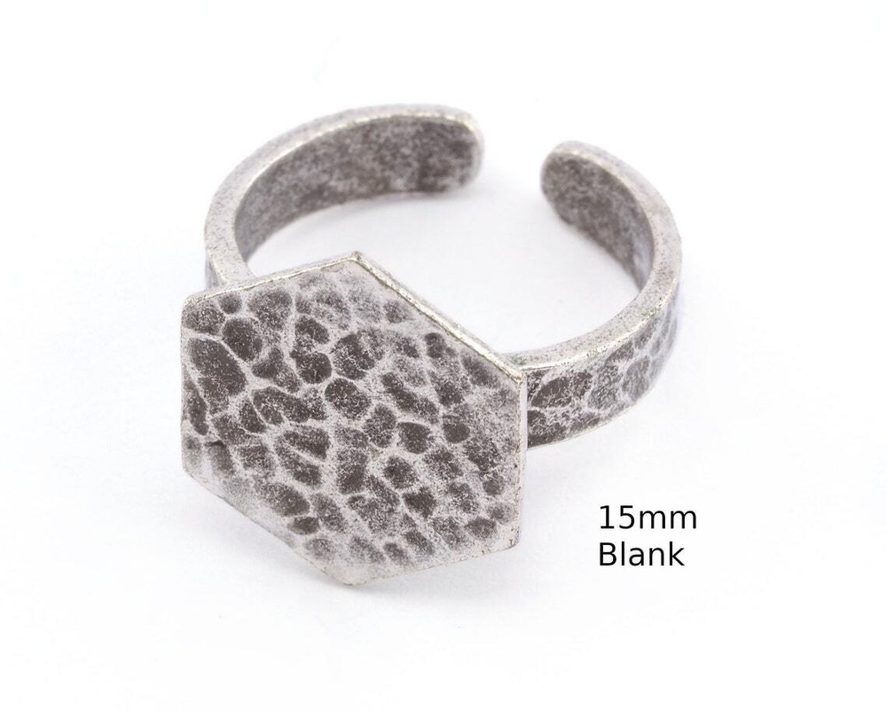 Hexagonal Hammered Adjustable Ring Blank - Antique silver plated Brass 15mm 4947