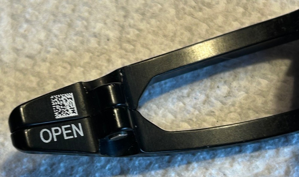 CAMPAGNOLO - RECORD - QUICK RELEASE / SKEWER - REAR - NEW