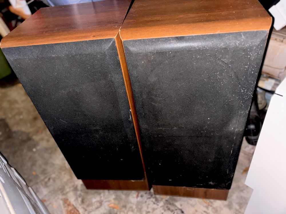 Infinity SM122 Vintage Speakers, PERFECT FOAMING, ***TESTED***