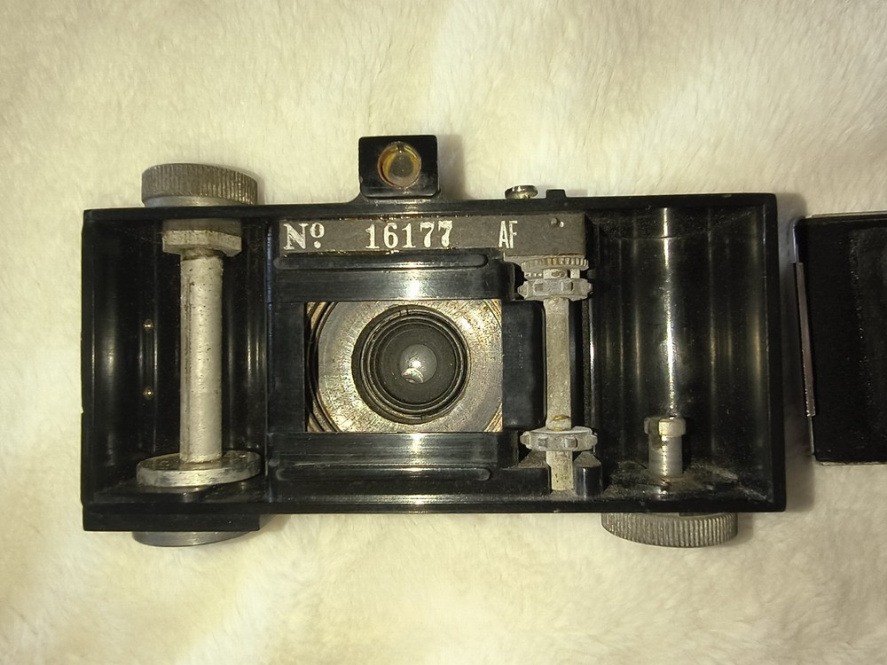1937 Argus AF with camera case (read description)
