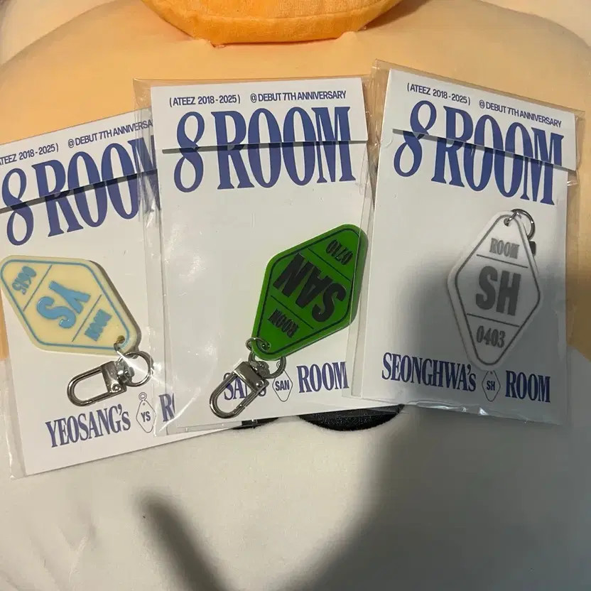 ATEEZ Keyring 8room Bulk Purchase