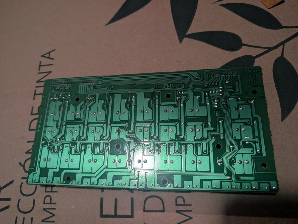 Yamaha Clavinova CVP-202 XV470 1/5