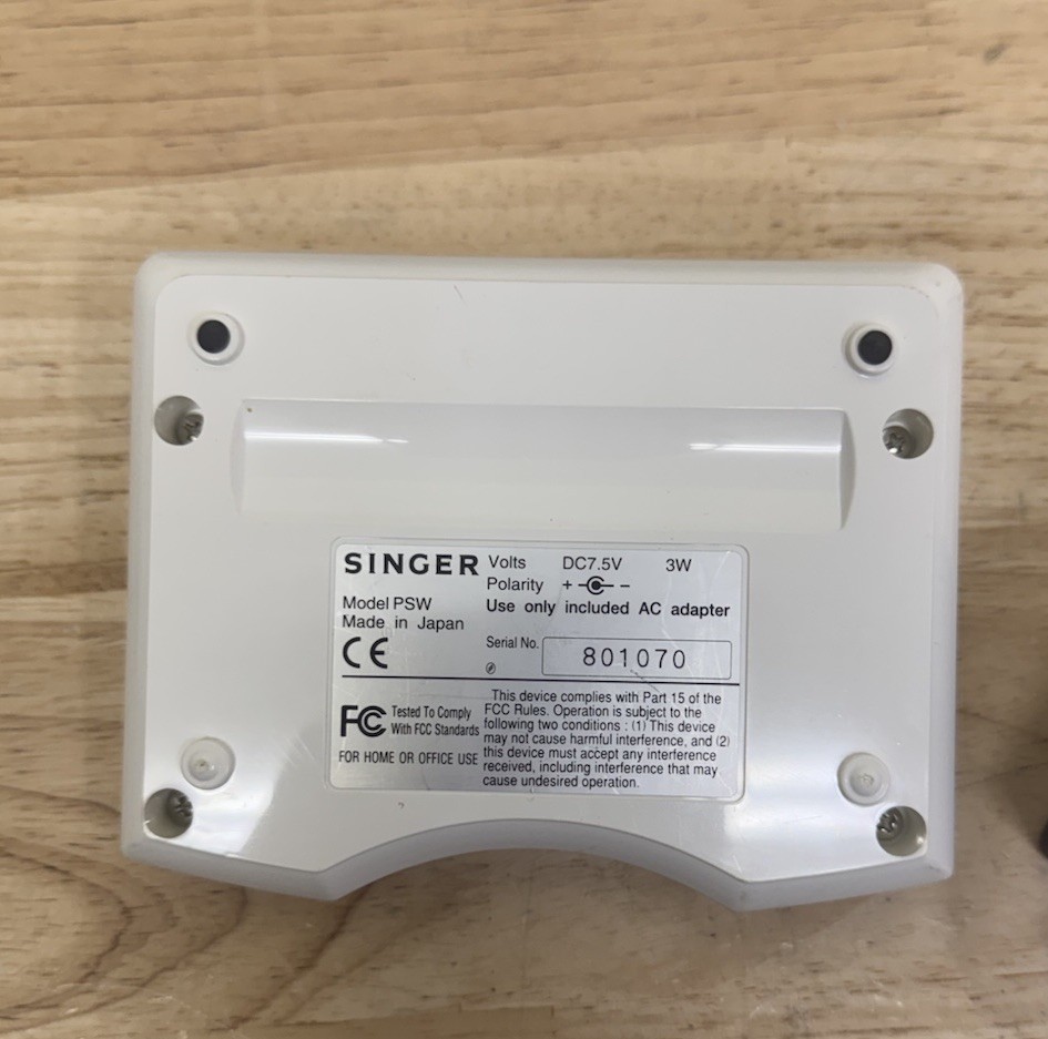 Singer Japan Professional Sew-Ware PSW Interface Card Reader V1.00
