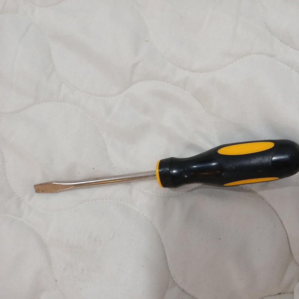 SCREWDRIVER - FLAT TIP - STANLEY