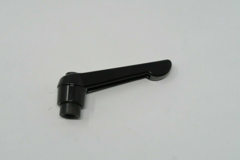 2 pcs MONROE ENGINEERING MA-38014, #2 x 5/16" Female Insert, Adjustable Handles