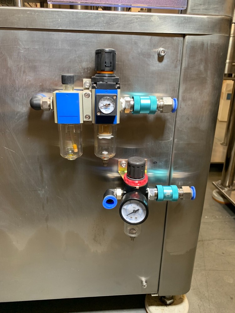 Automated Filling and Capping machine