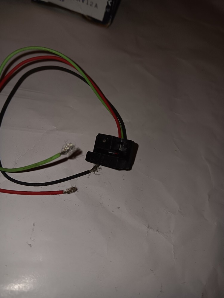 NEW GENUINE HONEYWELL MICRO SWITCH 4AV12A