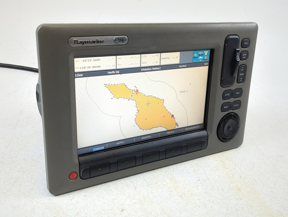 Raymarine C90W GPS Fishfinder Radar MFD Chartplotter 9" Widescreen LCD Display