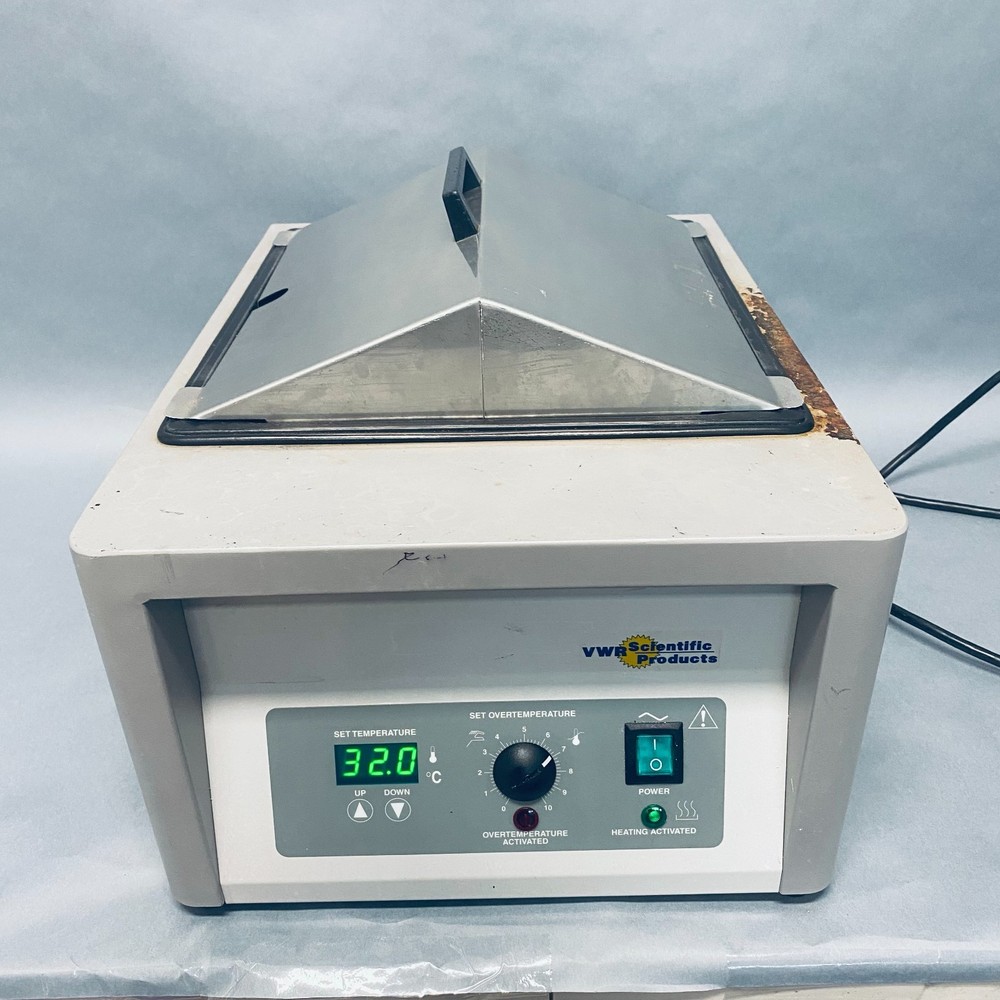 VWR Heated Water Bath Model 1235PC 14 L Capacity