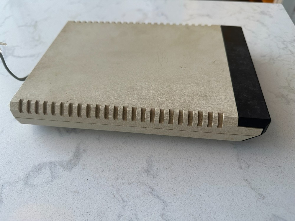 Atari 1030 Modem for 8-Bit Atari Computers READ