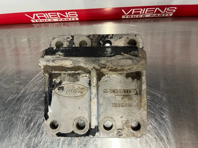 PETERBILT PETERBILT REAR-ENGINE SUPPORT 05-15034M000