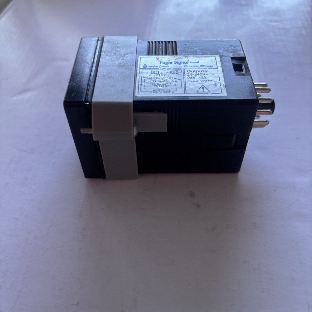 Eagle Signal B506-7001 LED Repeat Cycle Programmable Timer