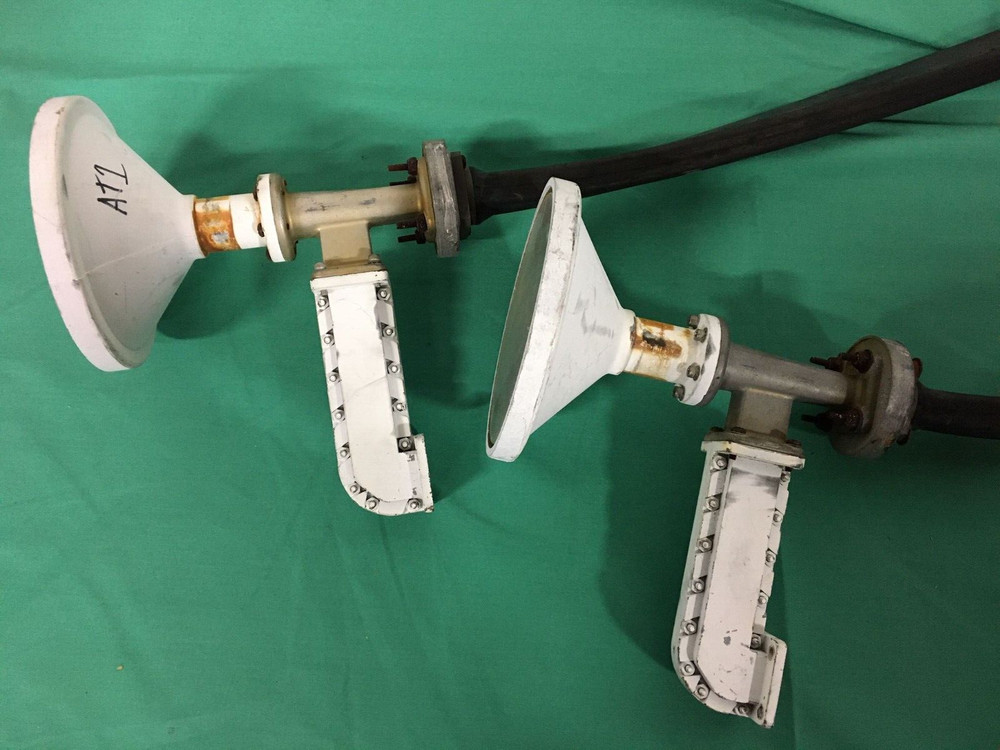 *LOT* C-Com CCom Satellite Systems Part 2930530-01