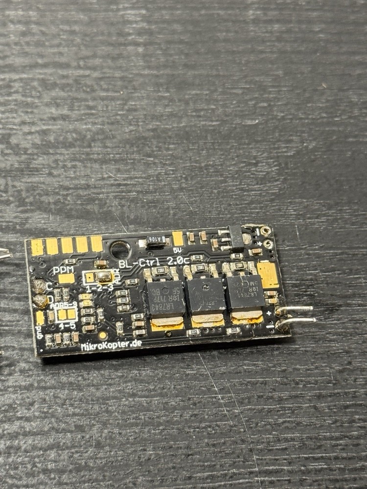 2 - BL-Ctrl V2.0 Mikrocopter Brushless Speed controllers ( Quantity 2)