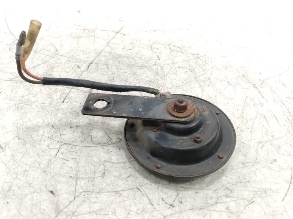 1972 72 Yamaha R5 Horn
