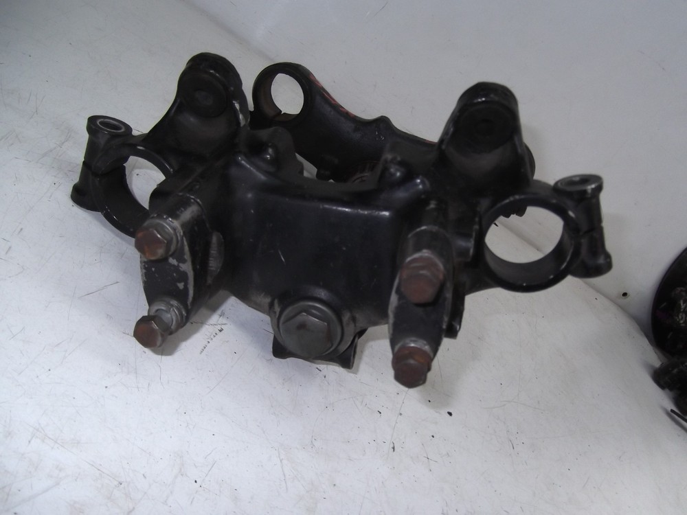 SUZUKI GS850 YOKES