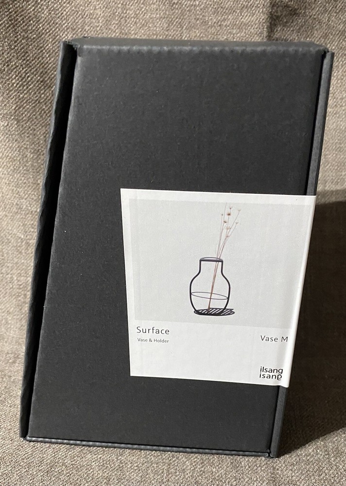 Ilsang Isang Surface Vase & Holder, Vase M