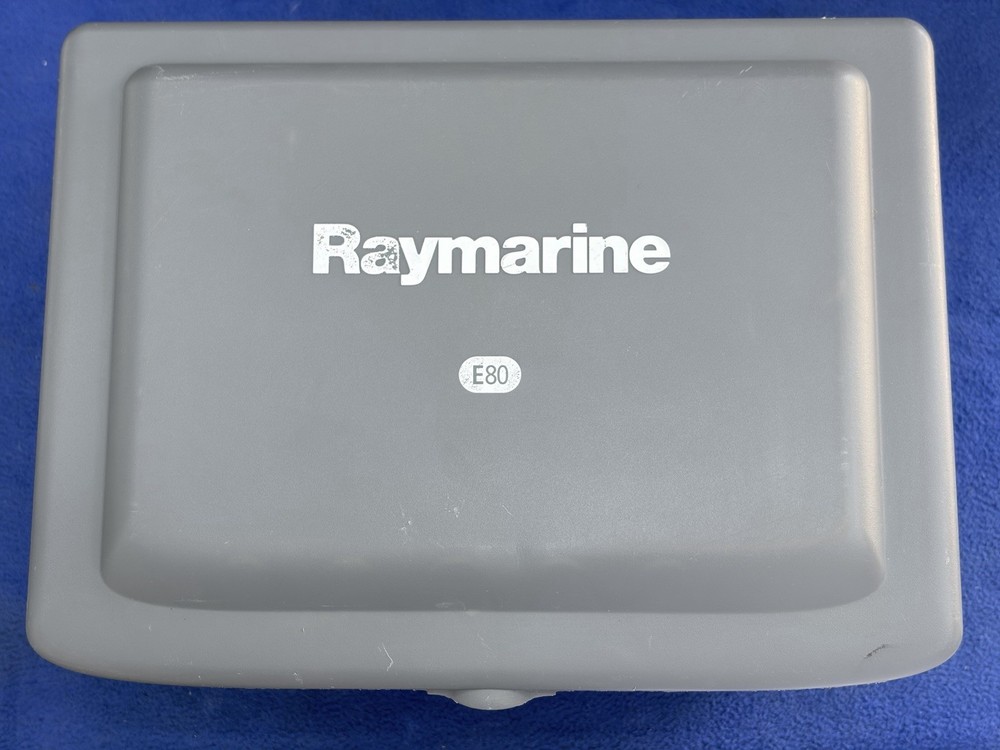 Raymarine E80 Classic GPS Chartplotter Multifunction Display W/ Cover; Tested