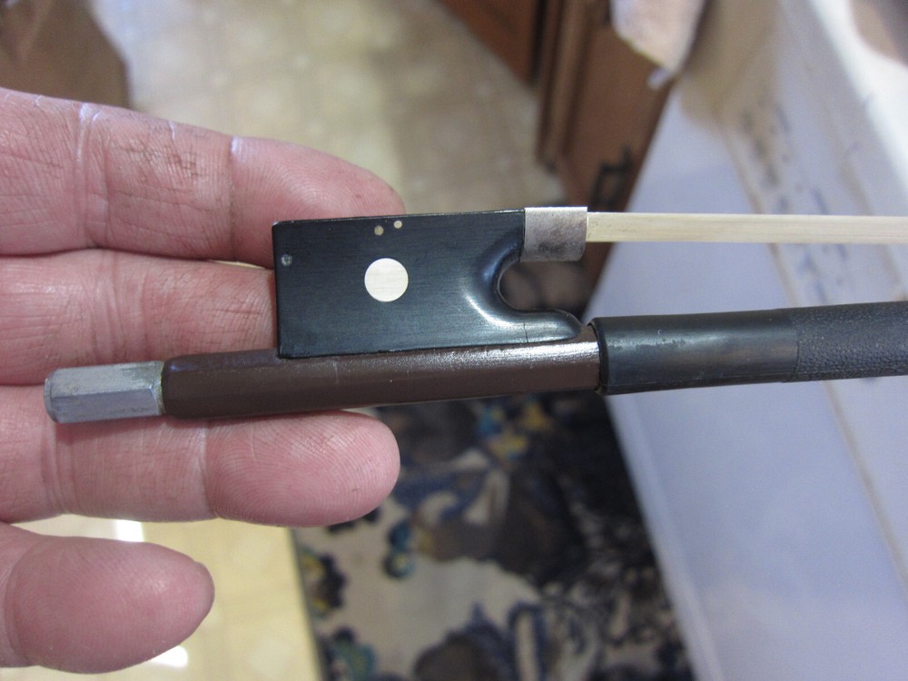 Glasser Violin Bow