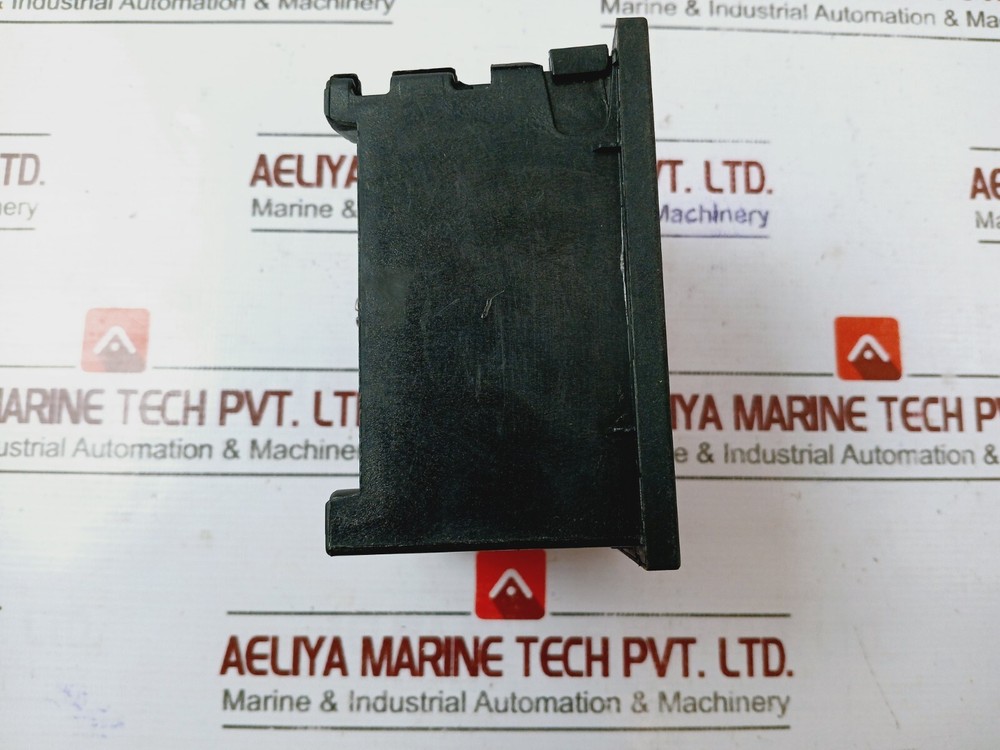 Rishabh 0-600V Single Analog Moving Iron AC Voltmeter