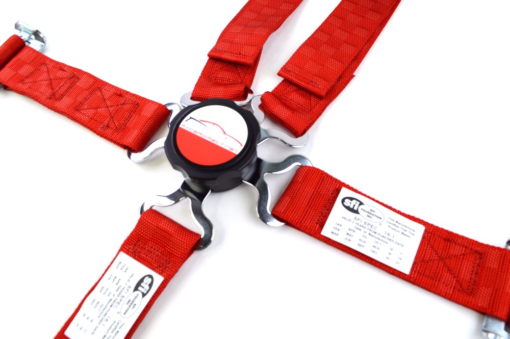 JUNIOR UNIVERSAL RACING V HARNESS PULL DOWN CAM LOCK SFI 16.1 RED CHECKERBOARD