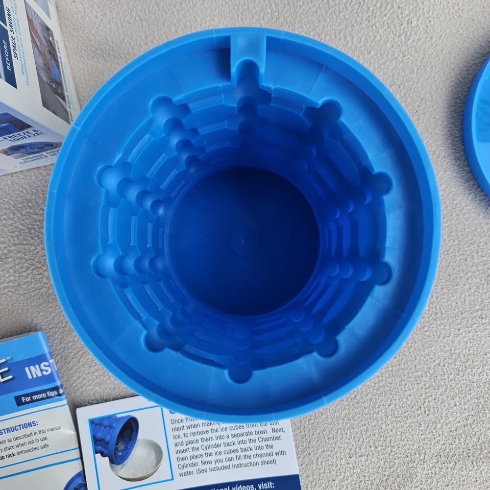 Ice Genie Compact Silicone Ice Cube Maker Fill Freeze Squeeze Space Saver Dorm