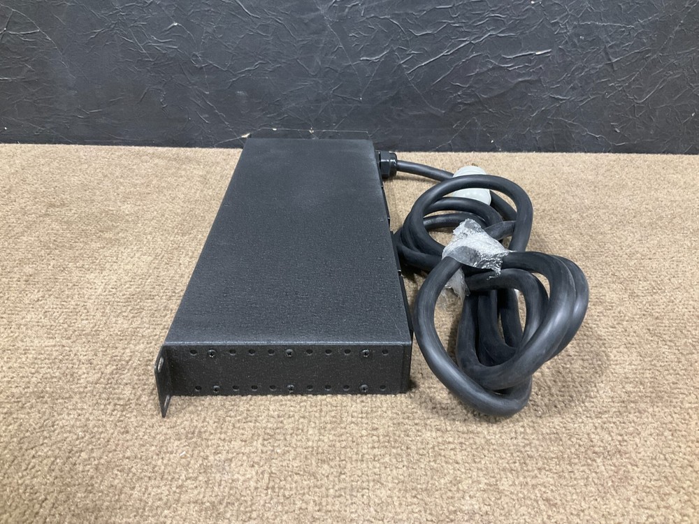 Vertiv Geist Basic PDU 208v VP9571A ✅ ❤️️ ✅ ❤️️ NEW! OPEN BOX! ✅ ❤️️ ✅ ❤️️