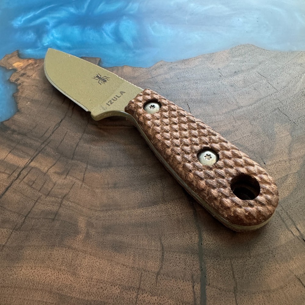Dragonscale scales for ESEE Izula extended walnut (w/Hardware)