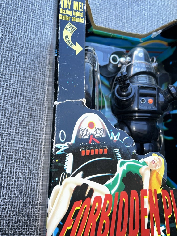 Trendmasters Forbidden Planet Remote Control Robby the Robot 1999 DAMAGED BOX
