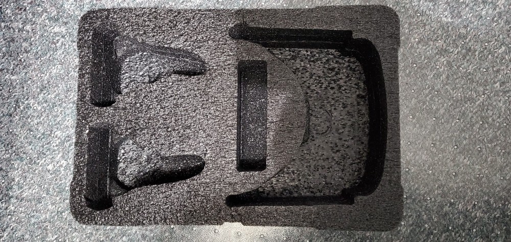 FOAM INSERT FOR NANUK 915 OCULUS QUEST 2