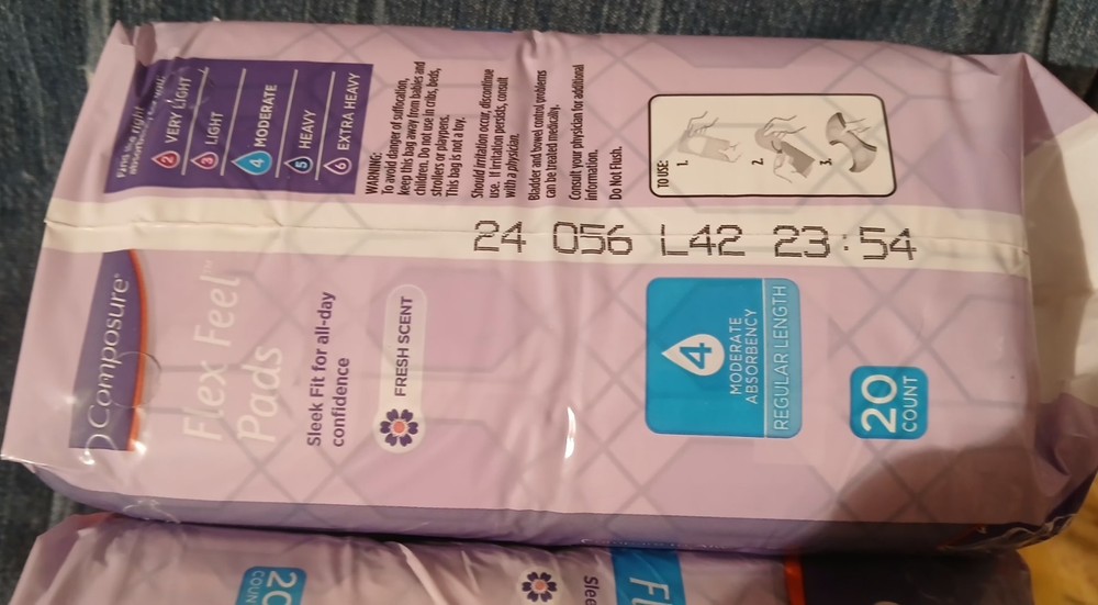 Composure Flex Feel Pads 2pk (Moderate Absorbency 4) Regular length