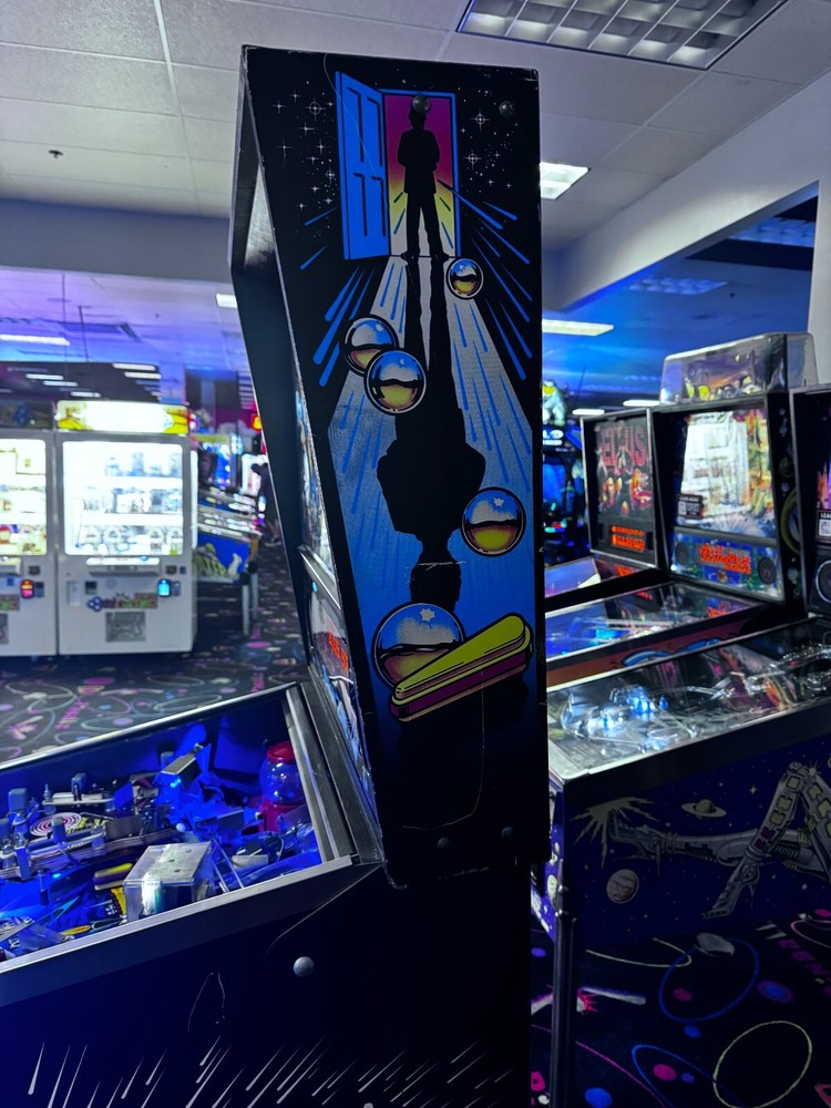 TWILIGHT ZONE Pinball Machine - Bally 1993 - 3603
