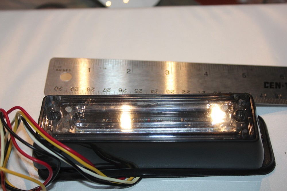 Clear/White Flashing Linz Led Light Pair (2)