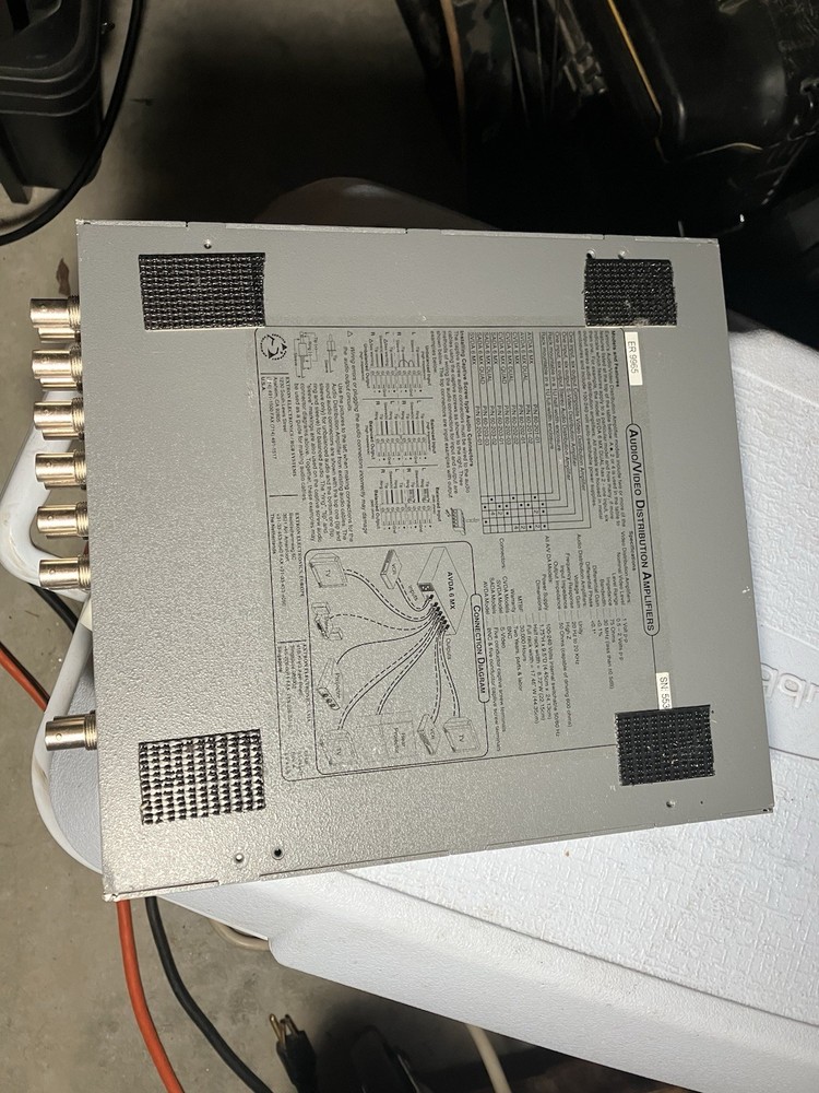 Extron Composite Video Distribution Amplifier