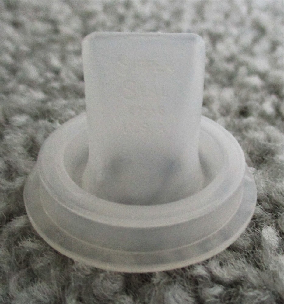 Vintage Tupperware Sippy Seal Spout #236