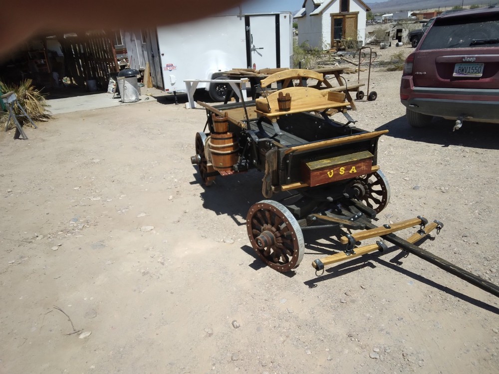 2/3 scale buck board wagon. Yard art.