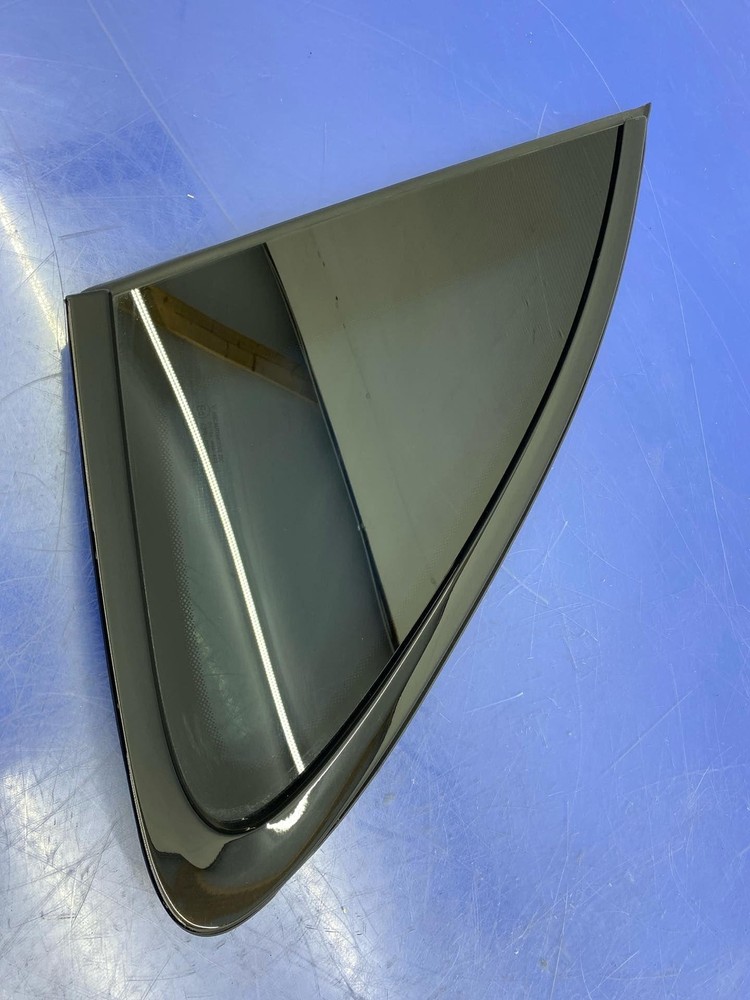 2015-2024 PORSCHE MACAN LEFT REAR QUARTER PANEL GLASS WINDOW *NOTE* 95B845298