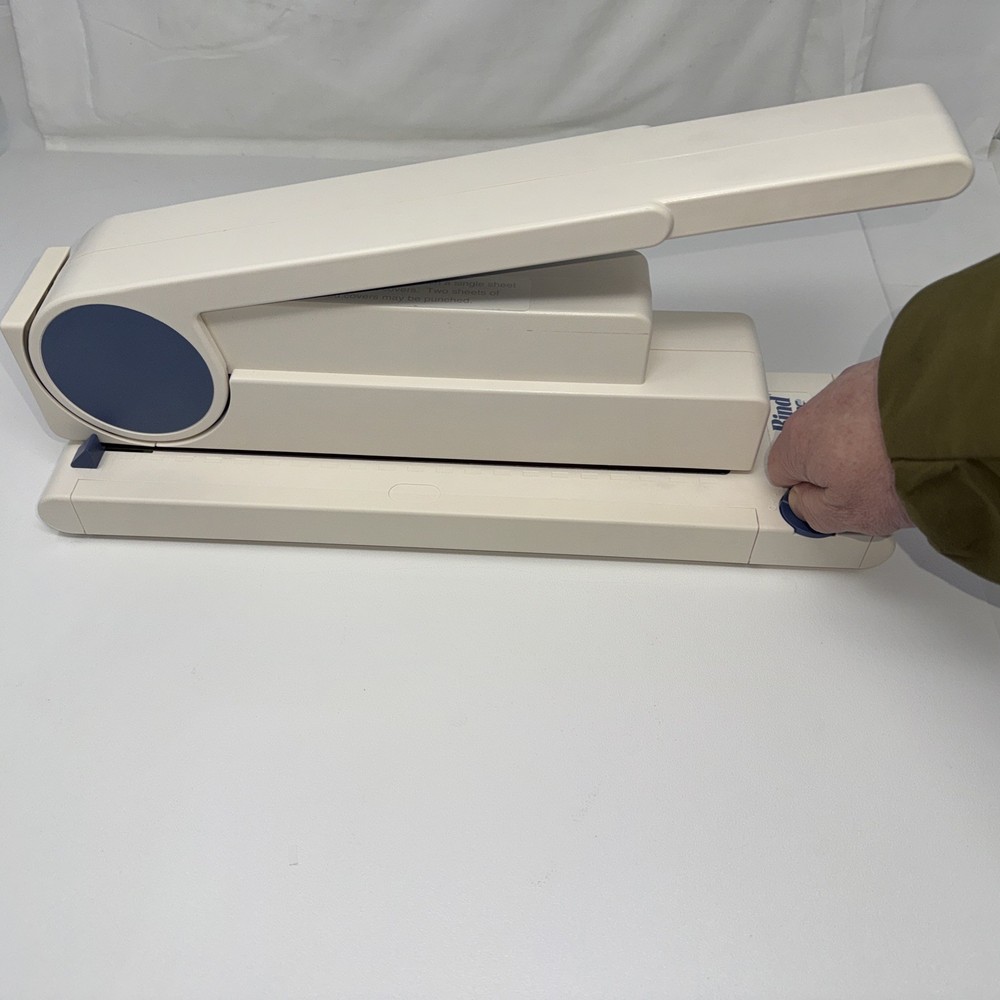 GBC DocuBind Punching and Binding System Machine Manual Press Excellent Cond.